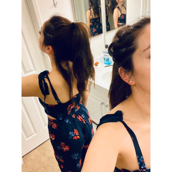 ABERCROMBIE JUMPSUIT - Picture 6 of 7